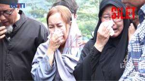 Kesedihan Semua Orang Yang Ditinggalkan Nani Wijaya