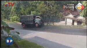 Truk Mundur Karena Tak Kuat Nanjak