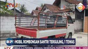 Mobil Rombongan Santri Terguling, 1 Tewas