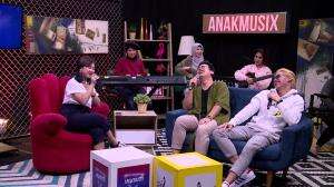 Perdana Adam Musix Tampil Di ASIX!