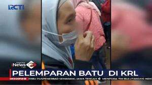 Aksi Pelemparan Batu Di KRL