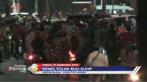 Aksi Massa Tolak RUU KUHP Ricuh