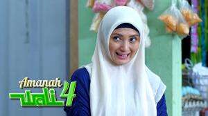 Bu Ani Curi-Curi Perhatian Pak Yusuf - Amanah Wali 4 Eps. 88