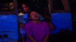 Mandra Rela Pijit Karyo Demi Cerita Tentang Munaroh - Si Doel Anak Sekolahan