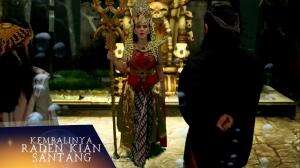 Dewi Samudera Bantu Surawisesa Bangun Istana Gandara - KRKS Eps. 199-200