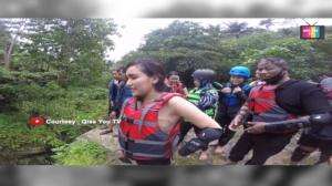 Petualangan Ayu Ting Ting Main Arung Jeram
