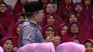 Sholat Mencegah Diri Dari Perbuatan Buruk