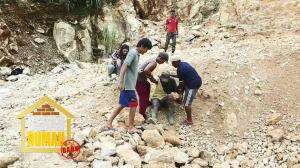 Bapak Ade Tergelincir Saat Bekerja