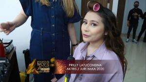 Ciyuuus??? Tiara makeup sendiri loh guys...