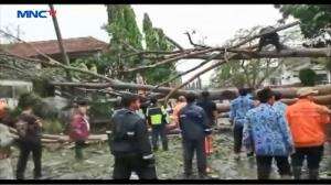 Angin Kencang Hingga Kasus Perdagangan Manusia