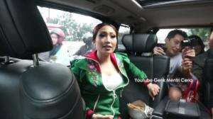 Pandangan Ayu Dewi Tentang Masa Lalunya