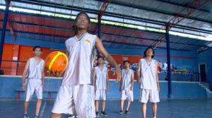 Coach Bawa Tim Latihan dengan Pemain Basket? - Jagoan Bola Eps. 20-21