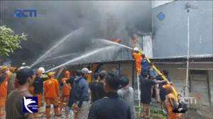 Kebakaran Pabrik Sandal