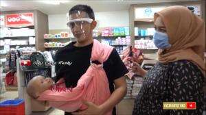 Rezky-Citra Kirana Asyik Belanja Perlengkapan Baby