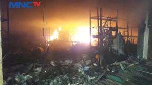 Ratusan Lapak Pedagang Pasar Wage Purwokerto Habis Dilalap Api