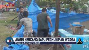Angin Kencang Sapu Pemukiman Warga