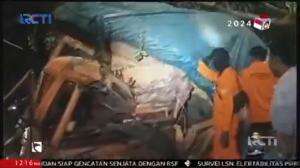 Rem Blong, Truk Tabrak Dermaga