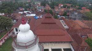 Daya Tarik Masjid Agung Banten - Tradisi Asli Nusantara