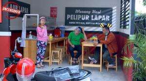 Jono Malah Asyik Makan