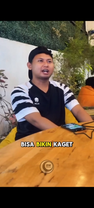 Dad Jokes Battle 23

Ada jokes kalian ? Coba komen dibawah yak!

#dadjokesbattle #komedi #tebakanlucu #jokesbapakbapak #tebakangaring #tebak