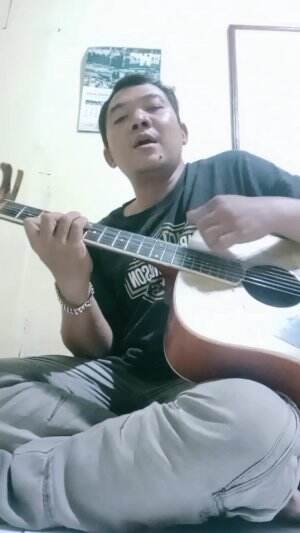  #iseng niru suara vokalis band indonesia
