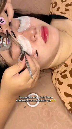 PROSES PENGERJAAN EYELASH SINGLE LASH L BEAUTY EYELASH KECANTIKAN HASILNYA BENER2 GAK NYESEL DEH😍🥰🥰.#RCTIPlus #shortplus #kecantikan #perawa