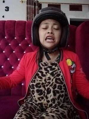 TheSingingBeeIndonesia_YukeArdelia_ Singing_(MyHeartWillGoOn)