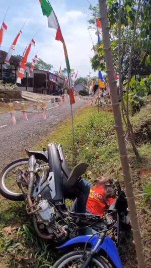 hahahaha 😂



 #barudakwell  #komedisunda  #RCTIPlus  #HOTrctiplus  #virall  #fypシ 