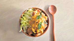 AYAM SAUS TELUR ASIN & NASI PANDAN