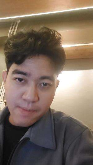 IDOL_XIII  MUHAMMAD RAFIQ RAMADHAN  21 TAHUN PALEMBANG  KARENA KAMU CUMA SATU - NAIF