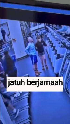 Jatuh berjamaah