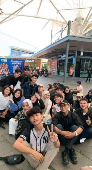 IDOL_XIII RACHEL MAHARANI POETRYY 21th BANDUNG I SEE THE LIGHT 