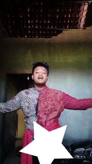 nama Aril Saputra 
umur 18 tahun 
asal Lampung 
no hp 087746546334
lagu ke dua kata pujangga 
 #kdi2025