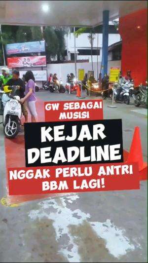 KEJAR DEADLINE GAK PERLU ANTRI BBM!!!#endorse #konten #contentcreator #motorlistrik #review #musisi #akbvrnayo