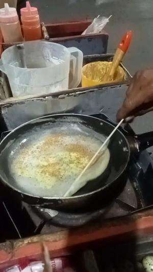 dikasih bumbu dan digulung#kuliner#wisatakuliner 