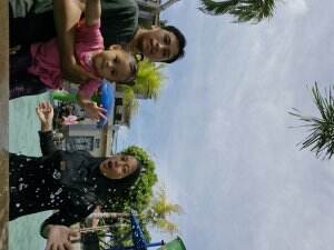ubur ubur ikan lele
berenang dulu lee
 #liburankeluarga  #Berenang Keluarga  #RCTIPlus 