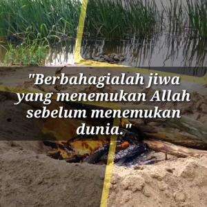 BERBAHAGIALAH JIWA YANG MENEMUKAN ALLAH SEBELUM MENEMUKAN DUNIA 

#motivasi #motivasiislami #nasihat #alquran #hadits #islam #quotesislam 