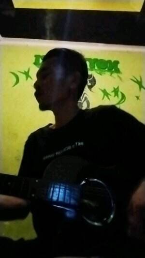 XFI2021/solo/M.Novendry/26 thn/palembang/NOAH_menghapus jejakmu