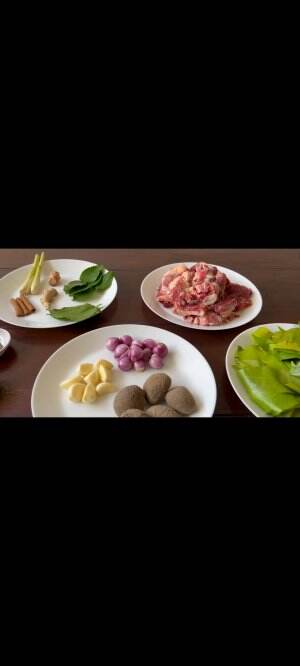 Rawon Semarang - Menjaga Tradisi tanpa Tambahan

Sajian tradisional yang lezat, sehat, dan alami. 

#OnlineAuditionMCI13