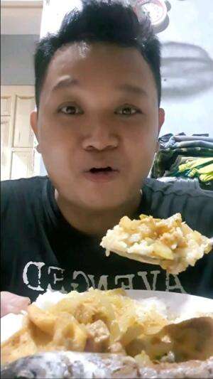 Bersyukur Banget Kita Bisa Makan Kayak Gini‼️Jangan Lodeh Pedes+Iwak Tongkol.#RCTIPlus #mukbang #kuliner #masakanrumahan #makan