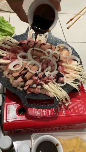 Gabut dikit ngegrill aja dirumah 😂  #enjoywithfriend  #enjoylife #grillwithfriend 