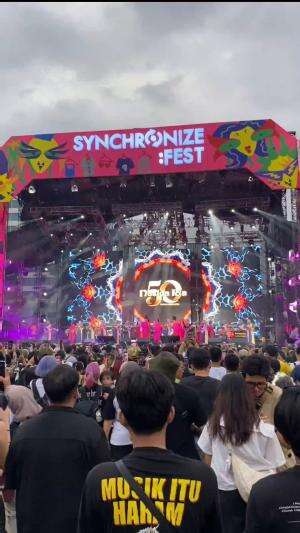 Peace 🕊️☮️. Many people love peace, but war is getting busier #Synchronize #SynchronizeFest #Synchronize2025