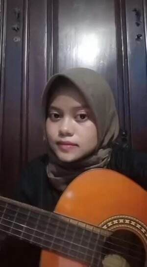 XFI2021 SOLO ZEINNISA AULIA FIRDAUSY 19THN SURABAYA THE SHOW