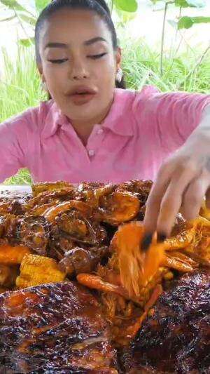 mukbang seafood #asmr  #mukbang  #seafood 