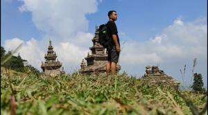 GEDONG SONGO- BISMILLAH SEMOGA JUARA 1 UTAMA* bantu vote like koment dsn share ya... Matursuwun