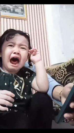 detik detik anak terhipnotis oleh musik #anaklucu  #prankmusik
 #videoviral 
