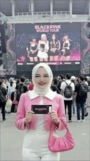 My idol is very beautiful 😊