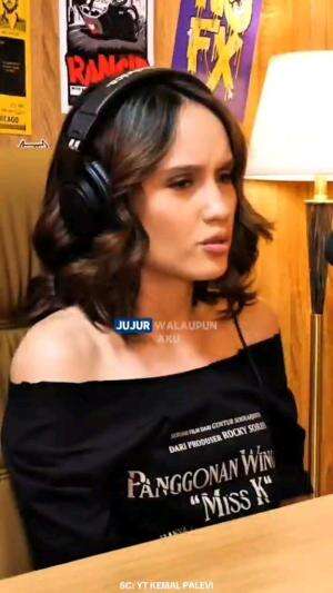 tinggalkan komen kalian 🫰
°
°
°
-----------------------------------------------------------
💙 𝙟𝙖𝙣𝙜𝙖𝙣 𝙡𝙪𝙥𝙖 𝙩𝙖𝙥 2 𝙠𝙖li 
#podcast #podcastviral