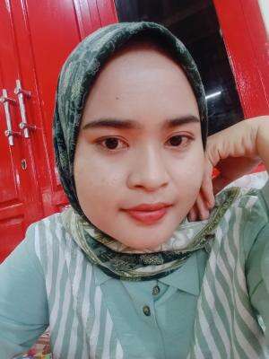santi komalasari.. umur 25thn asal dari subang lagu iming iming