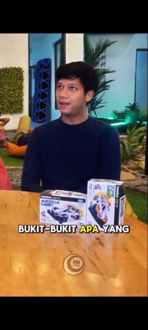 Dad Jokes Battle 19

Ada jokes kalian ? Coba komen dibawah yak!

#dadjokesbattle #komedi #tebakanlucu #jokesbapakbapak #tebakangaring #tebak